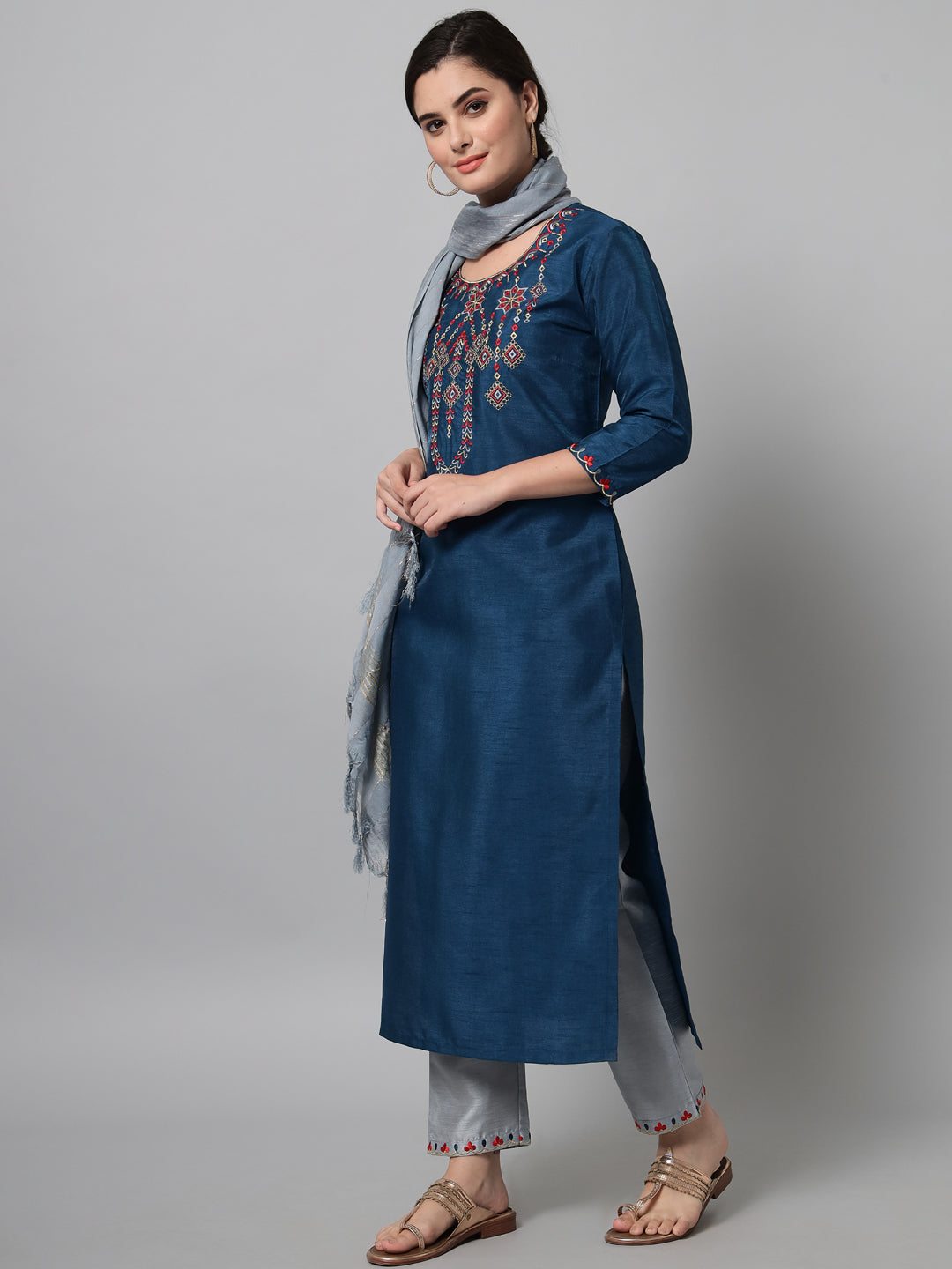 Silk Thread And Zari Embroidered Kurta Trouser With Dupatta