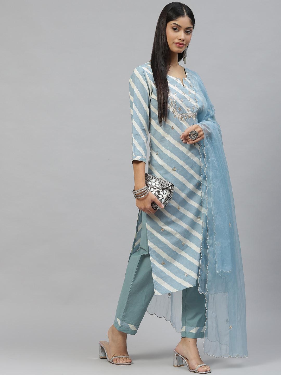 Woman in Sky Blue Leheriya Cotton Kurta Pant set with Organza Dupatta