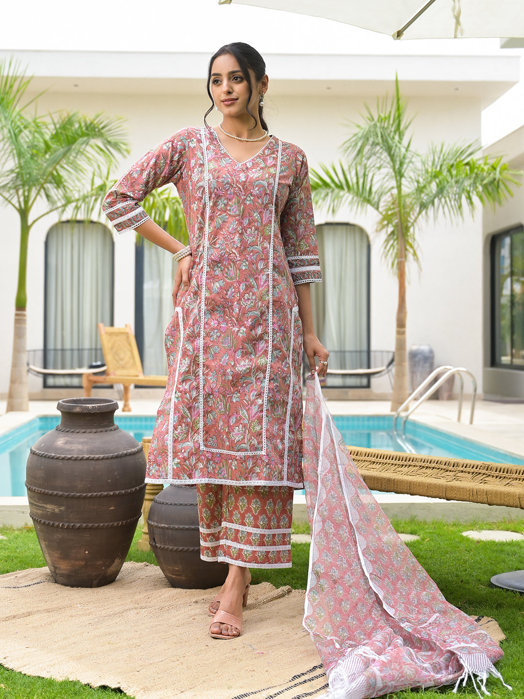 Pink floral patterned Salwar Kameez with dupatta in Maroon Floral Print Cotton Handblock Kurta Set