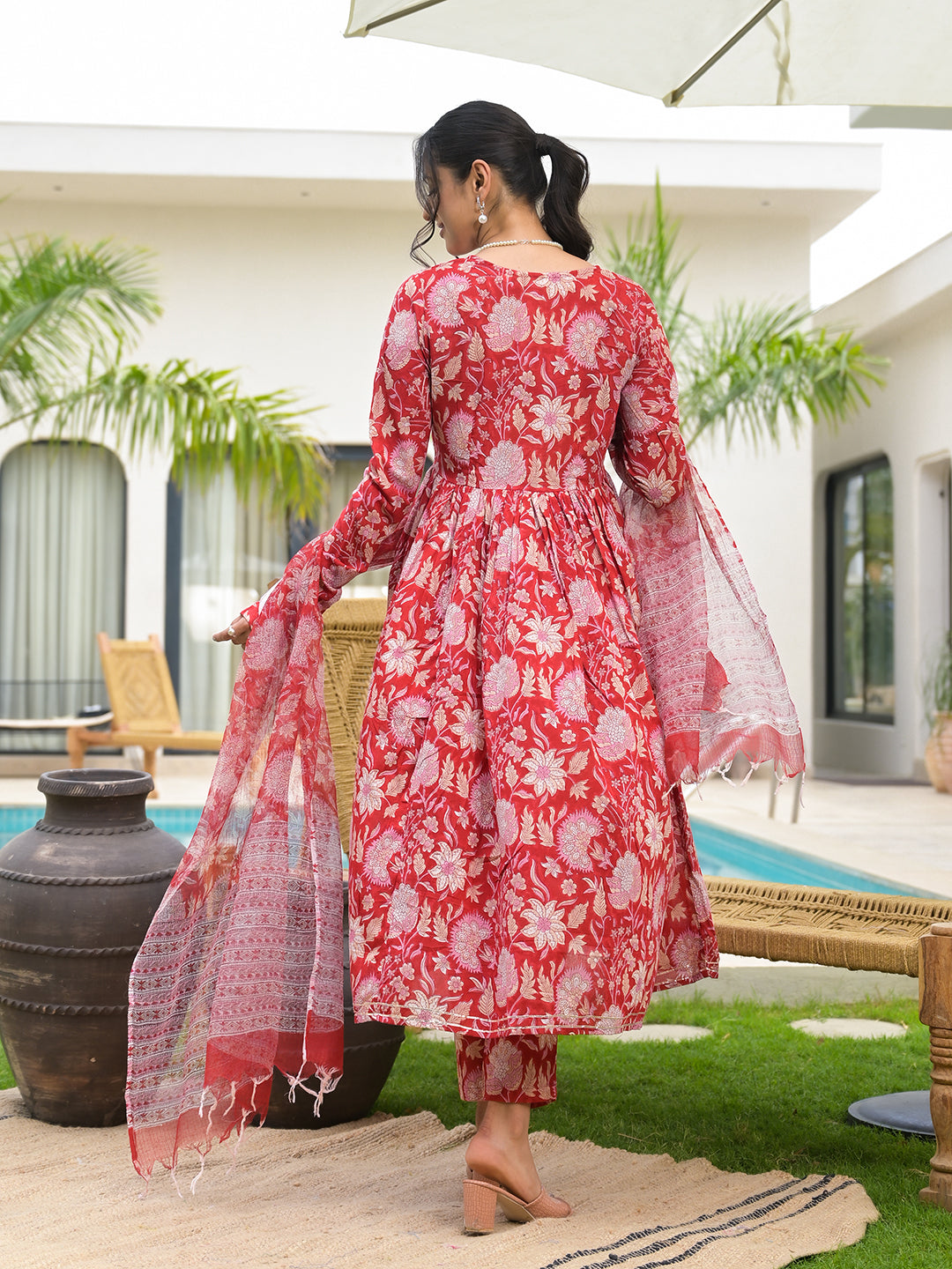 Red floral printed cotton Alia cut kurta set with flared sleeves for women