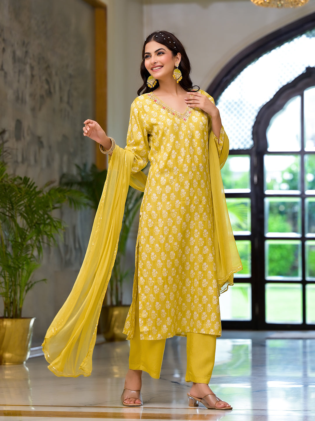 Yellow Printed Muslin Straight Kurta & Trouser with matching dupatta design